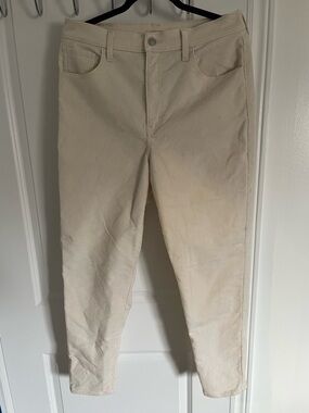 Levi’s High Waisted Mom Cream Cords